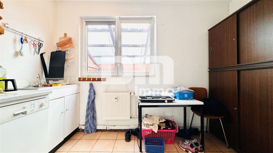 Lager / Produktionshalle mit Büro- und Sozialräumen, Außenflächen + Carport nahe Kassel - Küche mit Pantryküche / Sozialraum